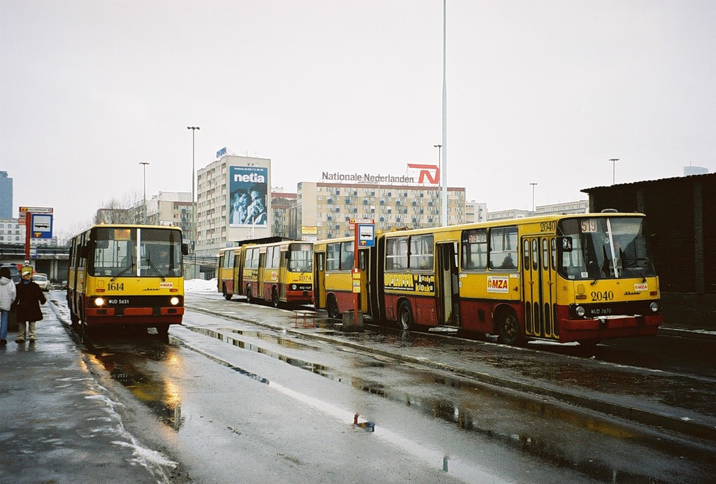 Warsaw, Ikarus 280.26 nr. 2040; Warsaw, Ikarus 280.26 nr. 2074; Warsaw, Ikarus 260.04 nr. 1614