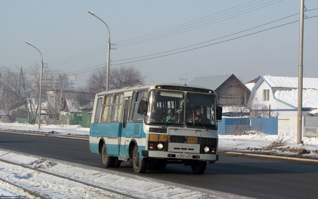 Novosibirsk, PAZ-3205 # В 283 ХА 54