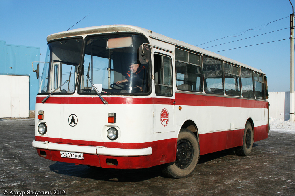 Blagoveschensk, LAZ-695Н # В 219 СА 02