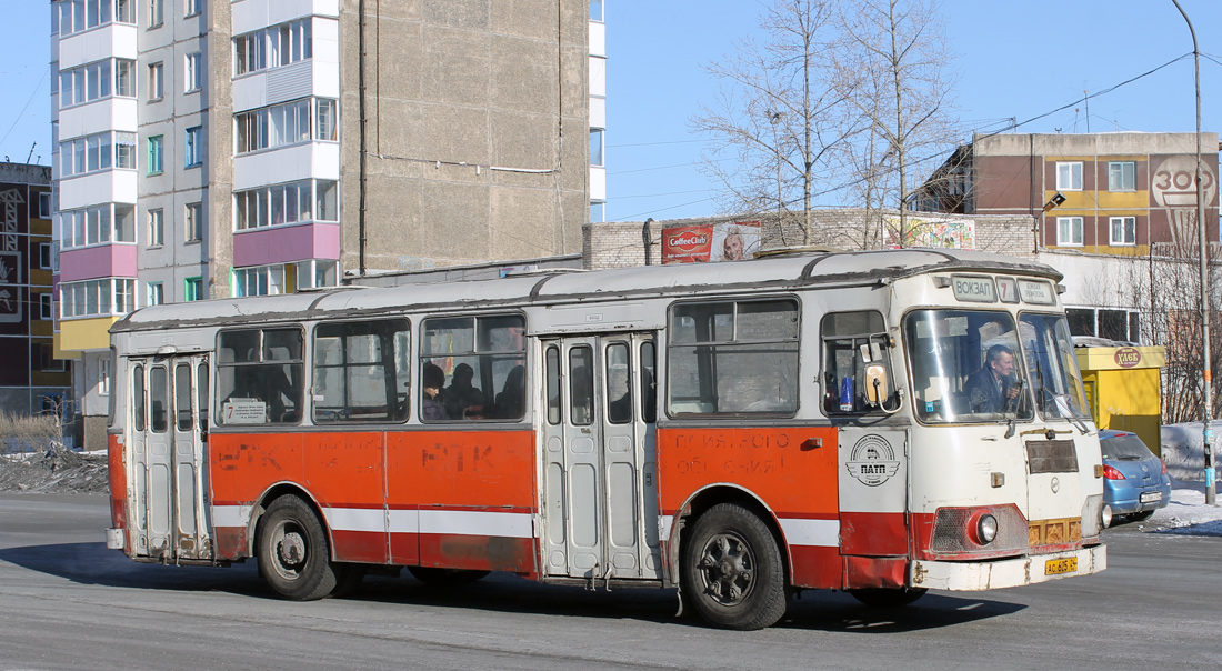 Achinsk, LiAZ-677МБ č. 625