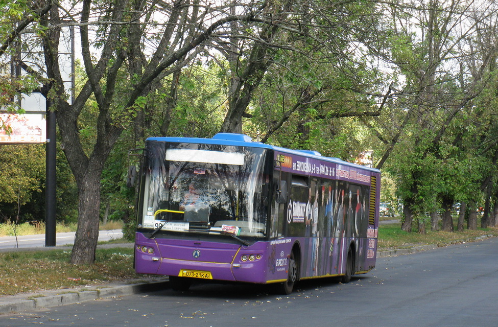 Kyjev, LAZ A183D1 č. 1665