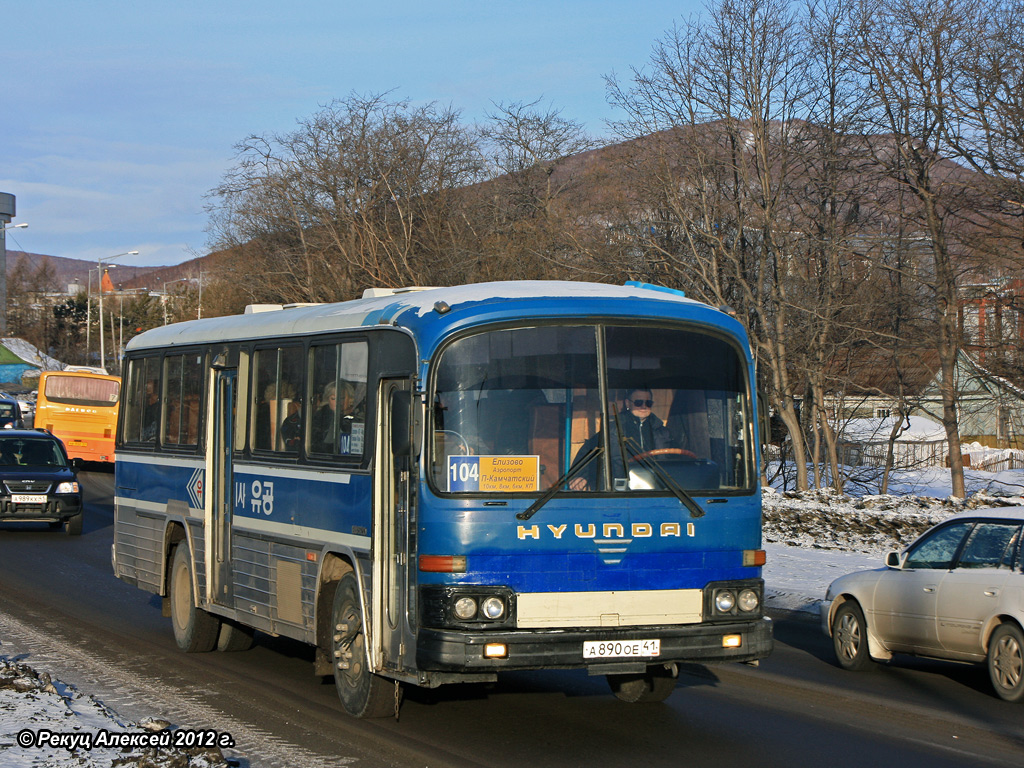 Петропавловск-Камчатский, Hyundai RB 520 № А 890 ОЕ 41