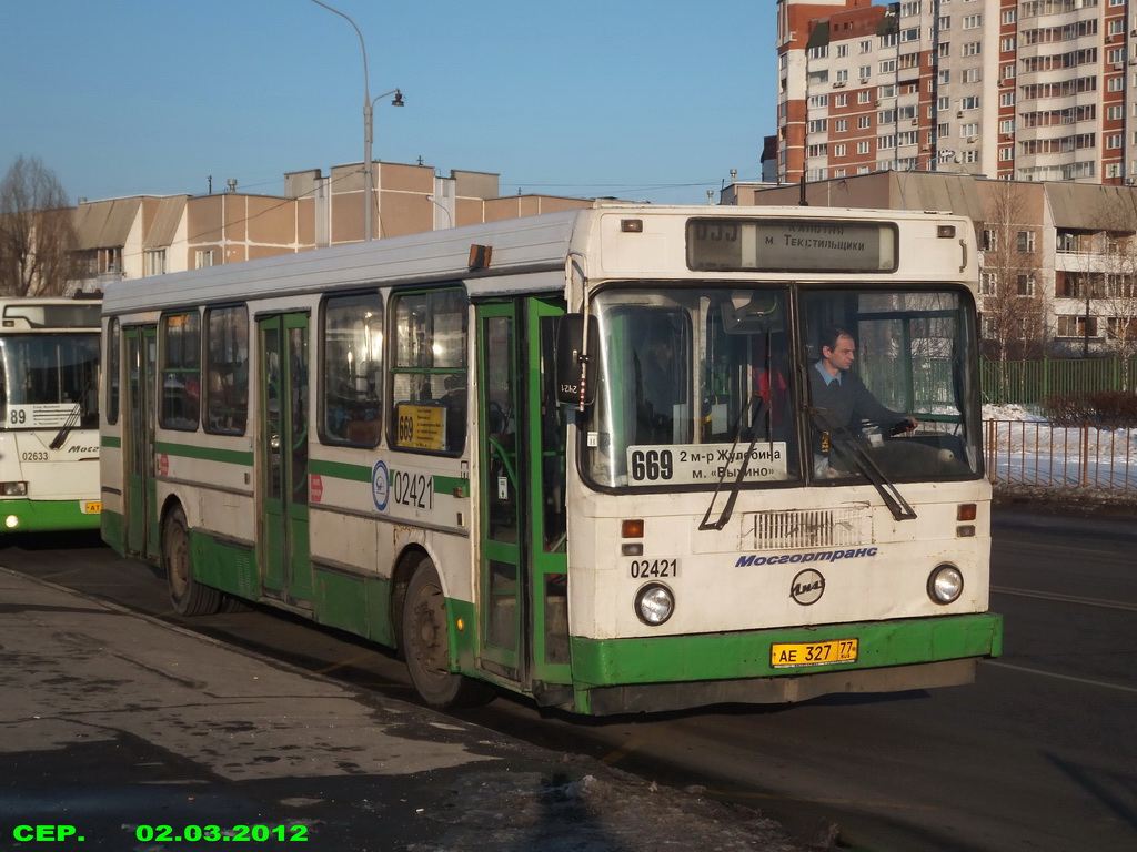 Moscow, LiAZ-5256.25 # 02421