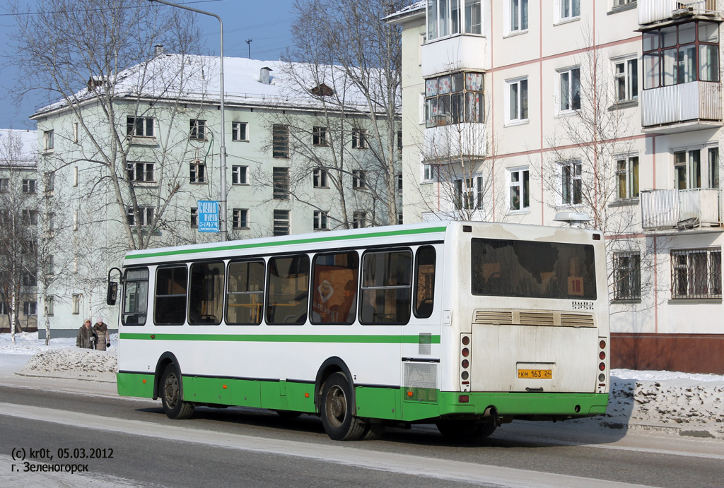 Zelenogorsk, LiAZ-5256.26 č. КМ 163 24
