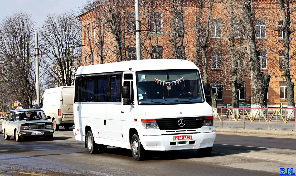 Khmelnitsky, Mercedes-Benz O614D No. 23 АН 6807