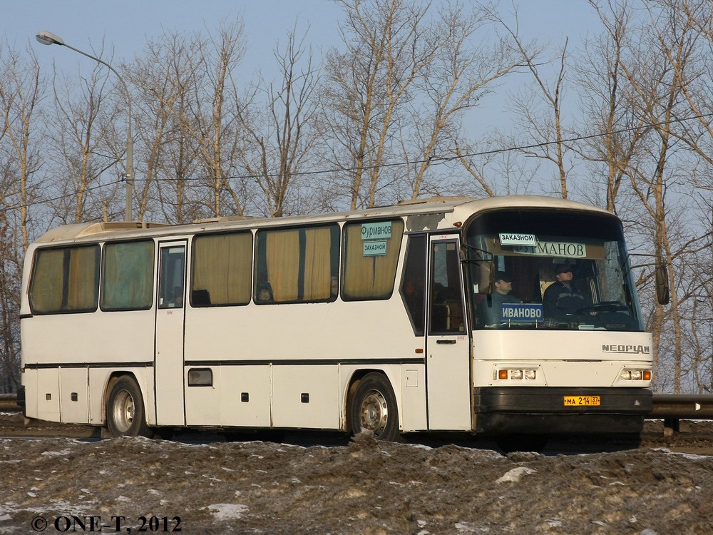 Ivanovo, Neoplan N416M Metroliner nr. МА 214 37