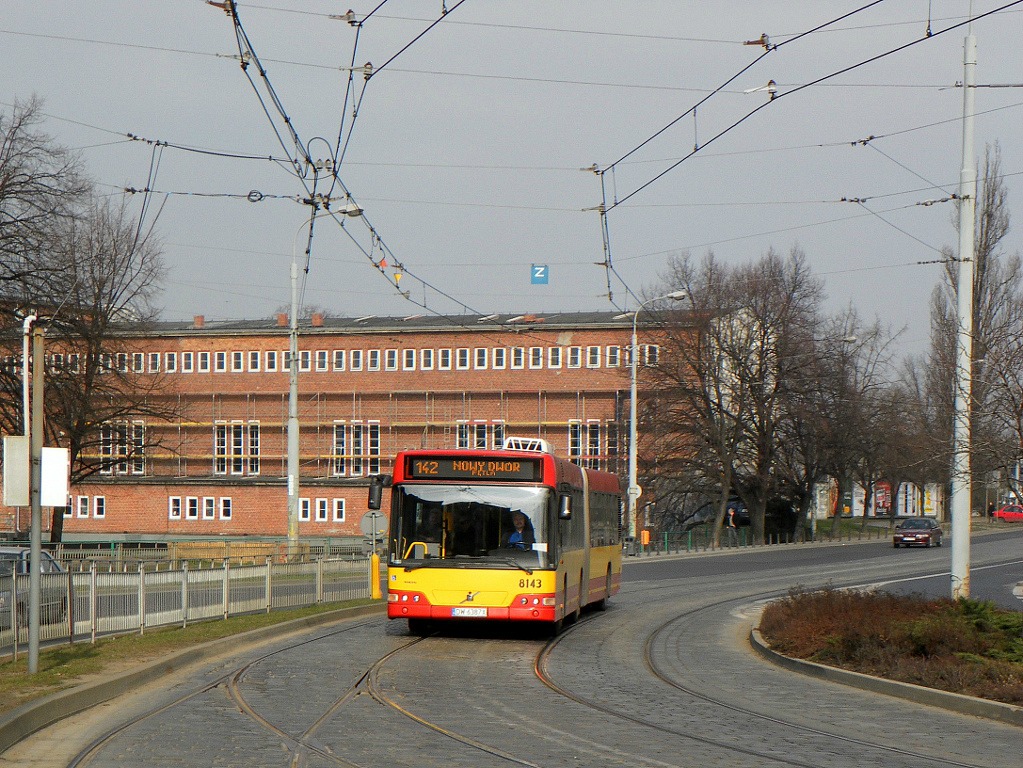 Wrocław, Volvo 7700A # 8143