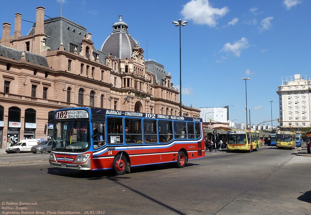 Buenos Aires, Italbus Tropea nr. 24