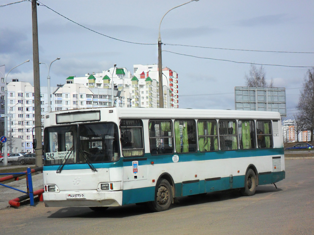 Minsk, Neman-52012 # 060895