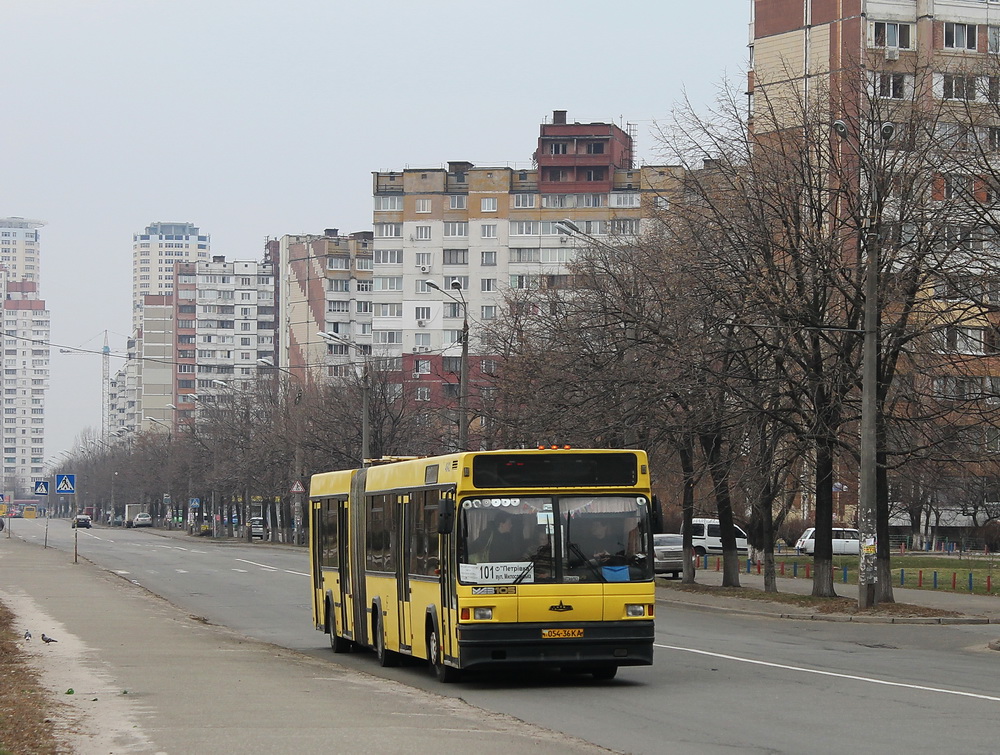 Kyiv, MAZ-105.060 # 4642