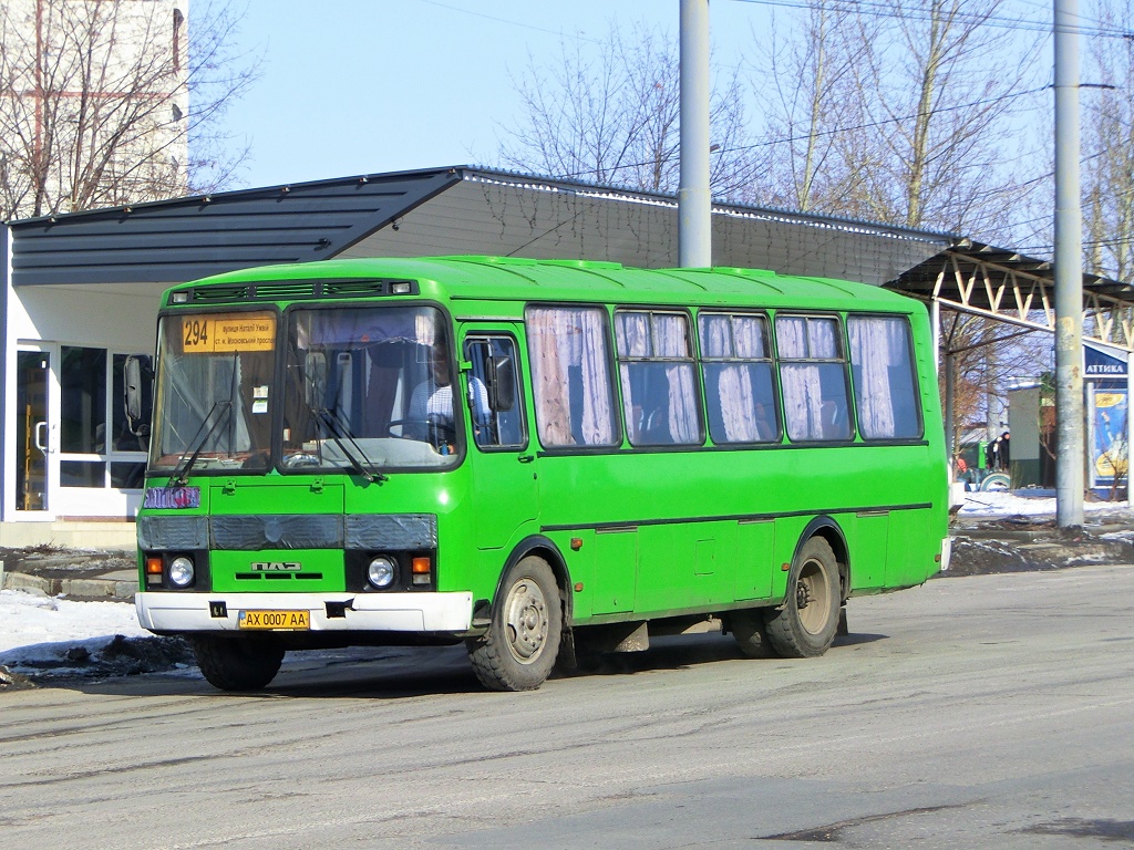 Kharkiv, PAZ-4234 nr. АХ 0007 АА