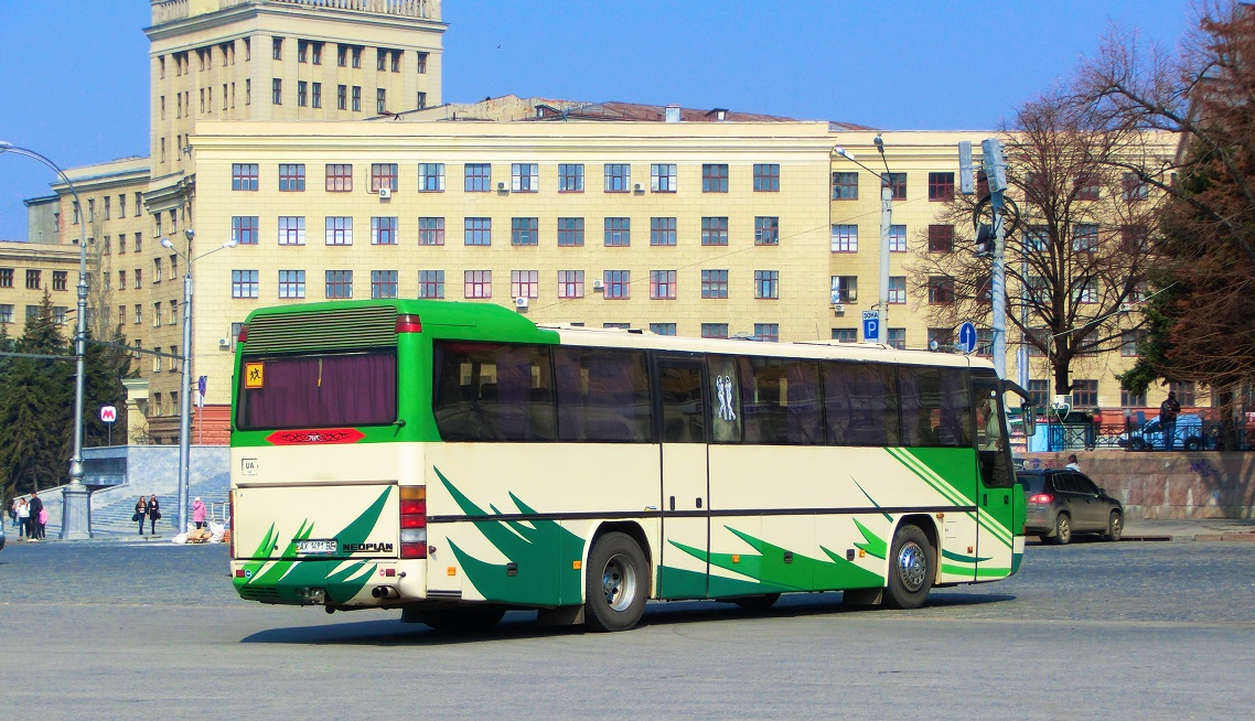 Змиёв, Neoplan N316K Transliner # АХ 1491 ВЕ