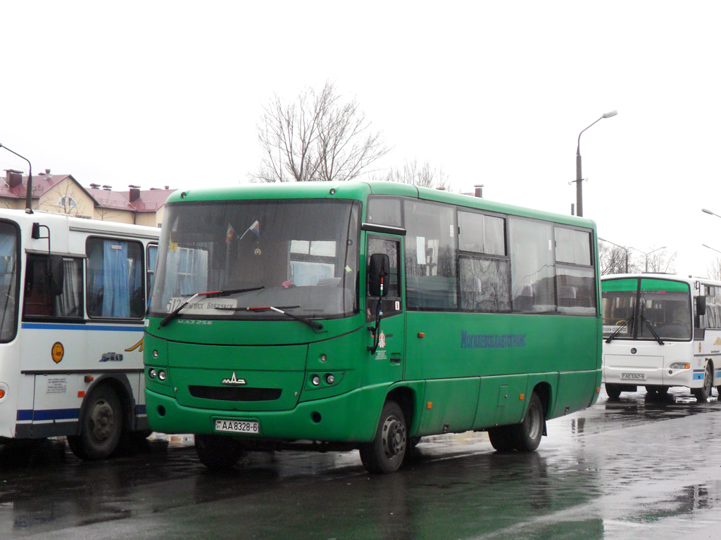 Bobruysk, MAZ-256.170 nr. 400
