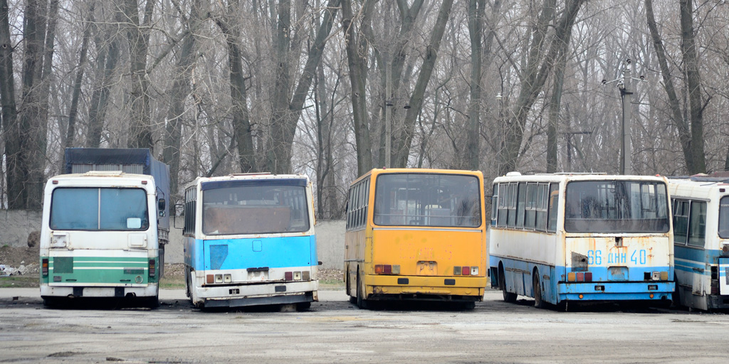 Dnipro, Ikarus 260.50 No. 8025 ДНТ; Dnipro — Bus' depos