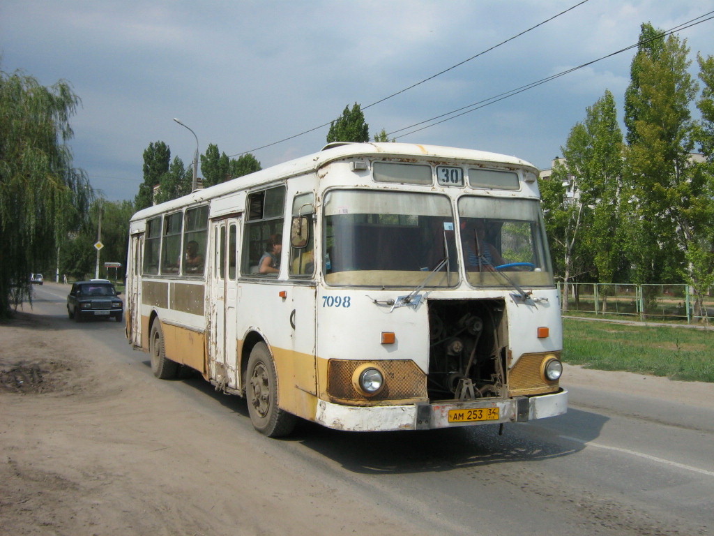 Volgograd, LiAZ-677МБ nr. 7098