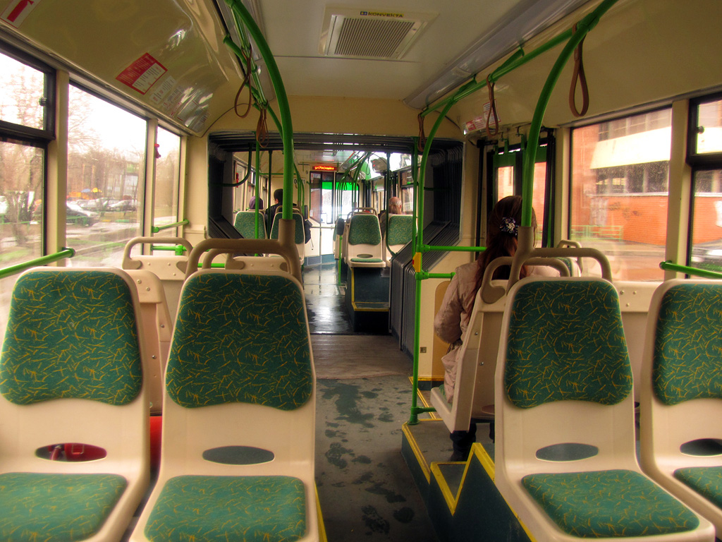 Moscow, LiAZ-6213.21 # 08711