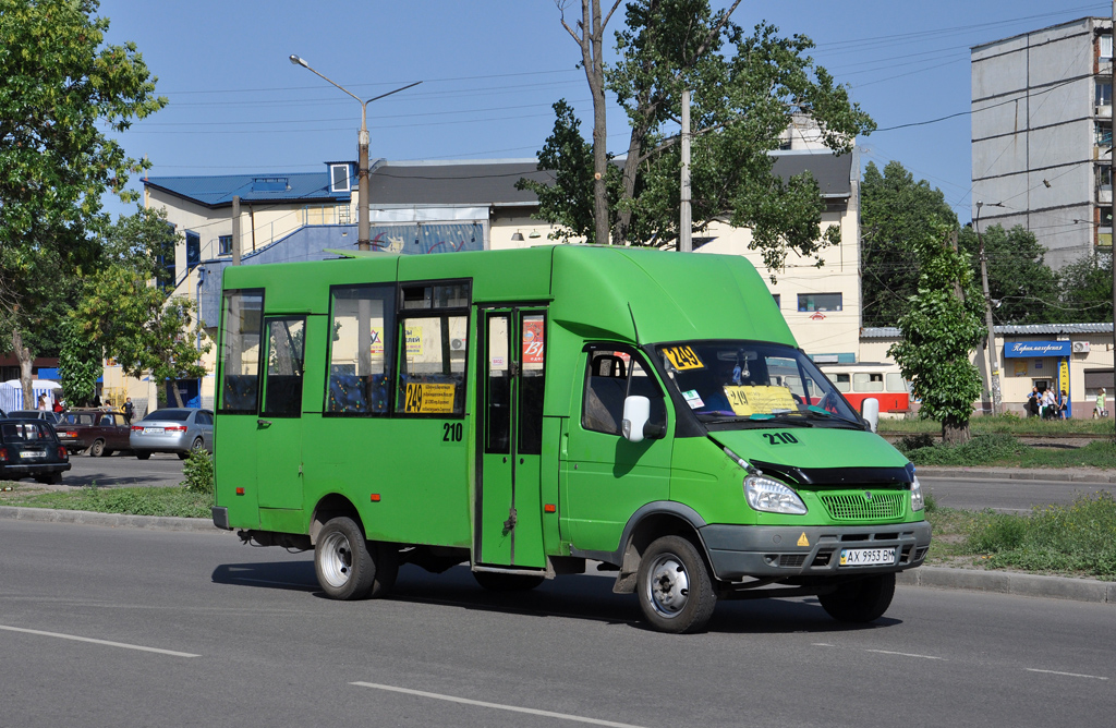 Kharkiv, Ruta 20 # 210