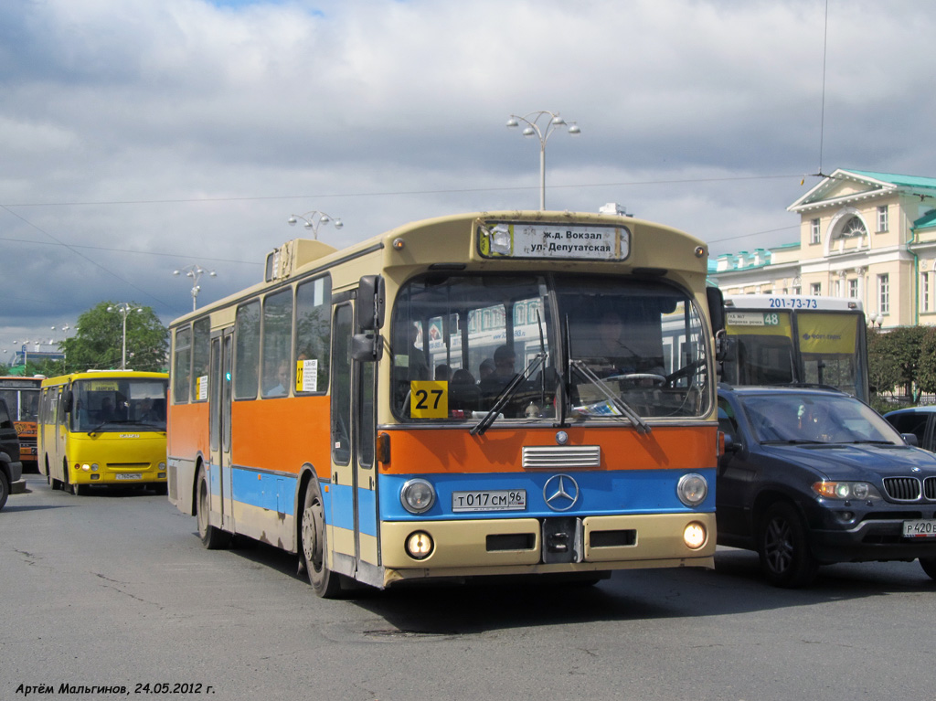 Ekaterinburg, Mercedes-Benz O305 # Т 017 СМ 96
