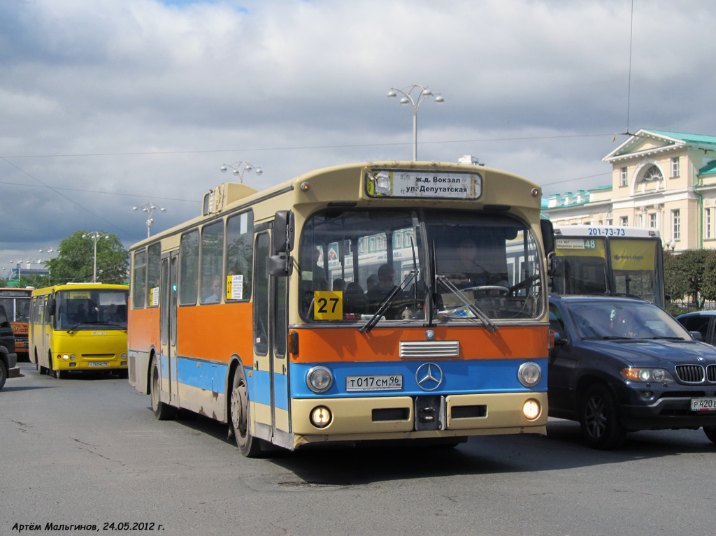 Екатеринбург, Mercedes-Benz O305 № Т 017 СМ 96
