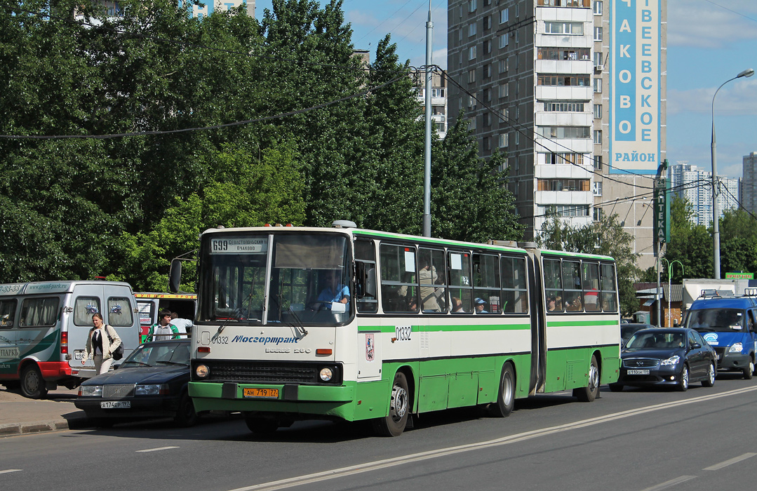 Moskva, Ikarus 280.33M # 01332