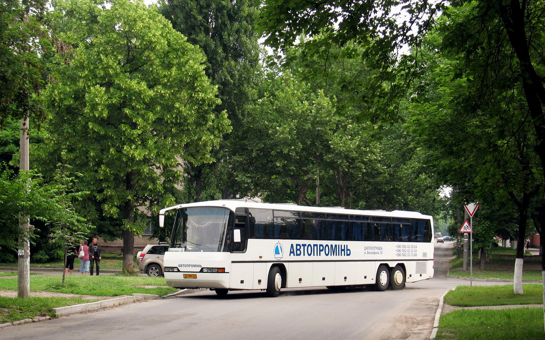 Дніпро, Neoplan N318/3Ü Transliner № АЕ 9882 АА