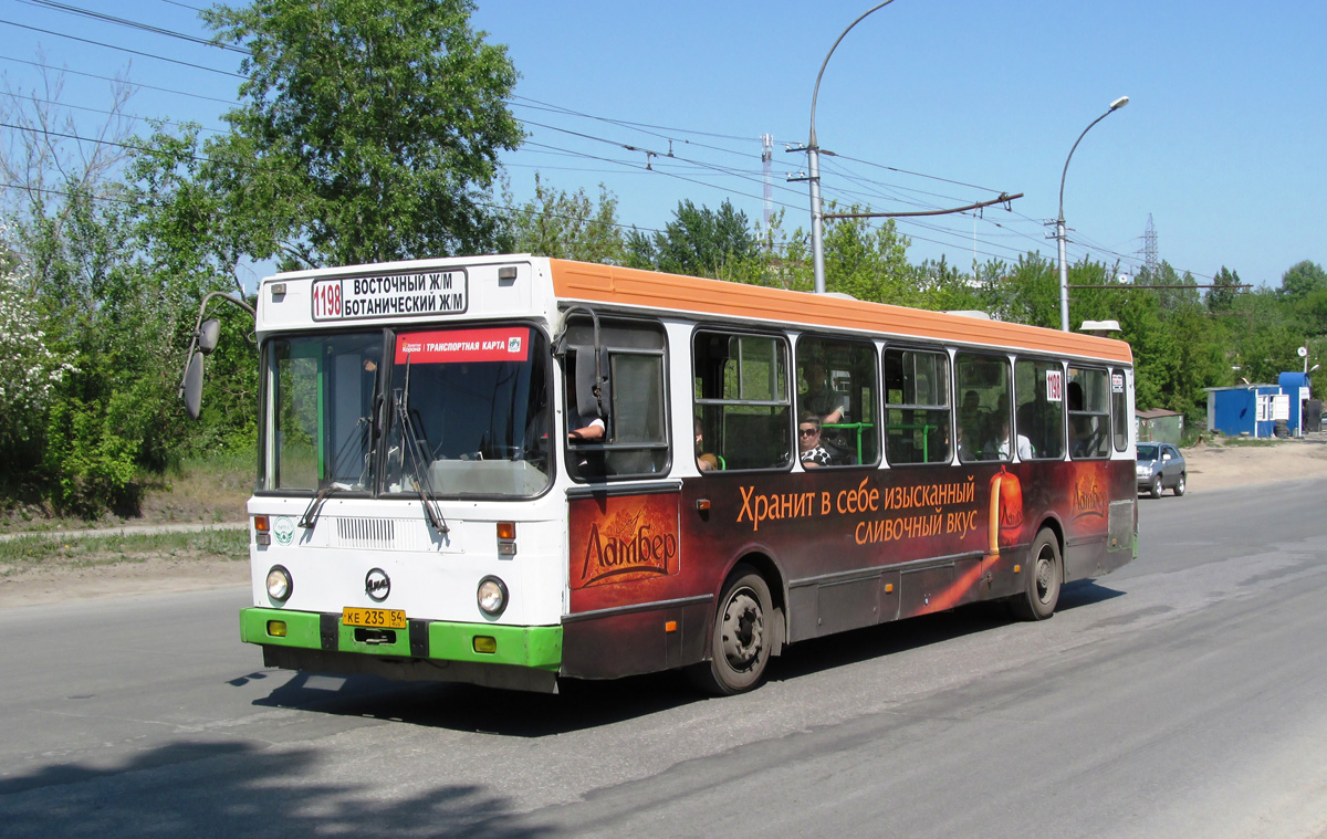 Novosibirsk, LiAZ-5256.35 č. КЕ 235 54