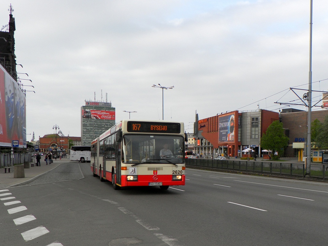 Gdańsk, Mercedes-Benz O405GN2 # 2620