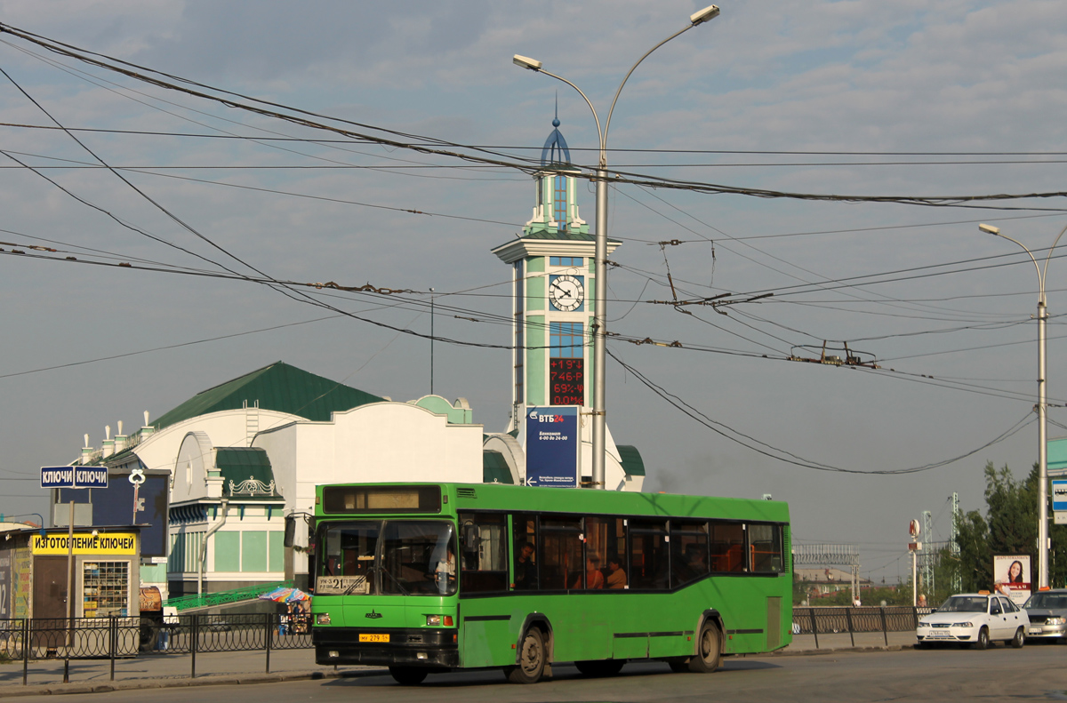 Novosibirsk, MAZ-104.021 č. 4138