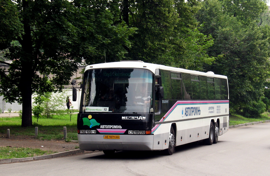 Dnipro, Neoplan N318/3Ü Transliner # АЕ 9879 АА
