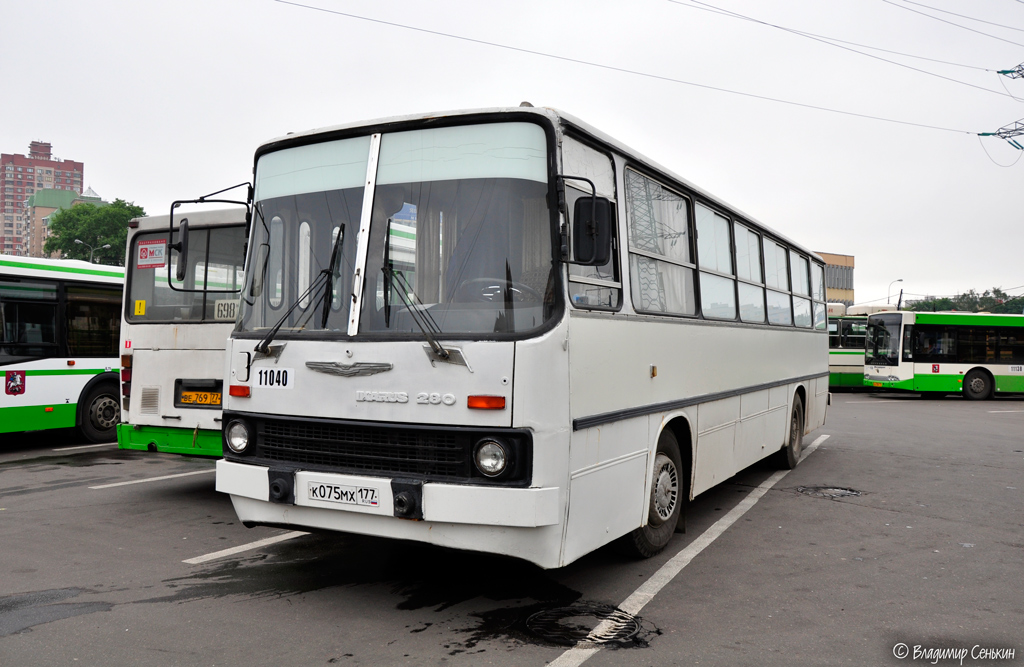 Moscow, Ikarus 260 (280) # 11040
