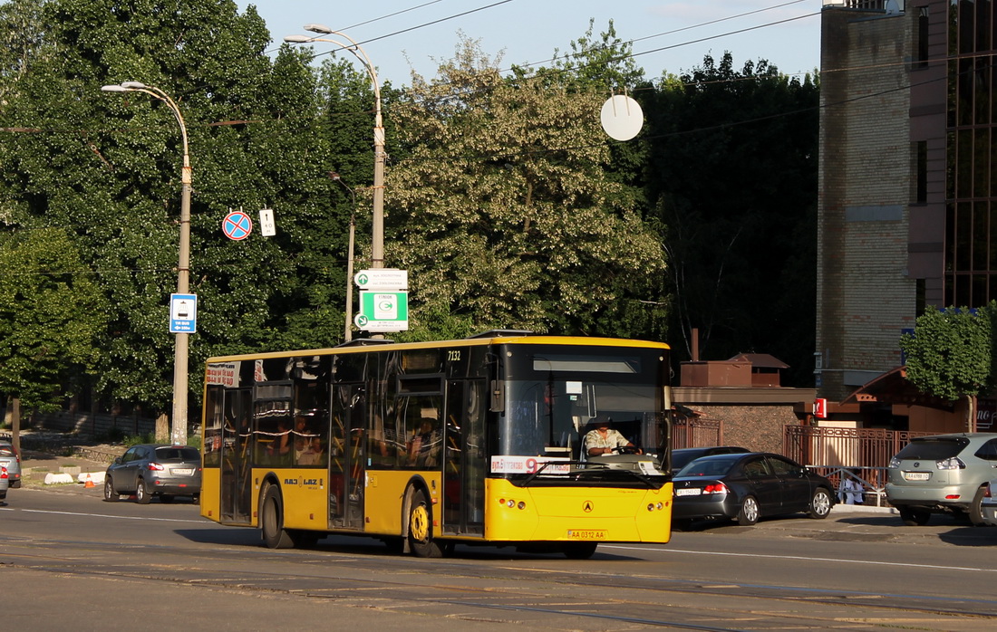 Kiew, LAZ A183D1 Nr. 7132
