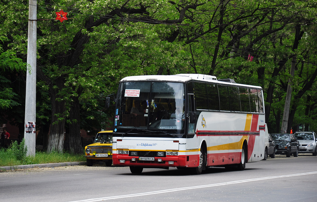 Mariupol, Volvo # АН 0270 СА