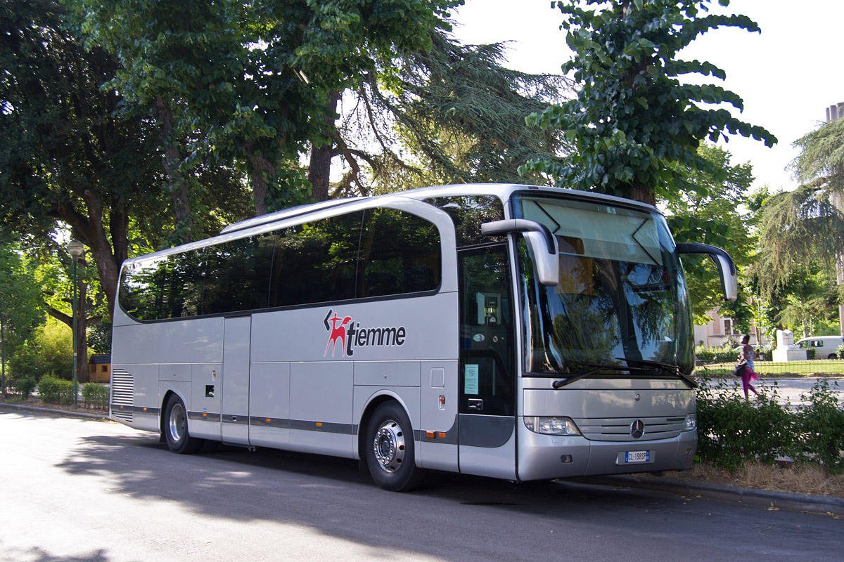 Arezzo, Mercedes-Benz O580 Travego I 15RHD # CL-138SP
