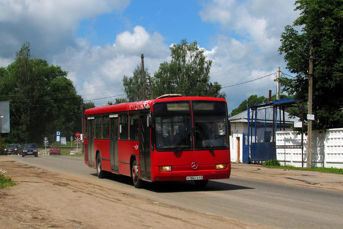 Smolensk, Mercedes-Benz O345 nr. Р 186 СВ 67