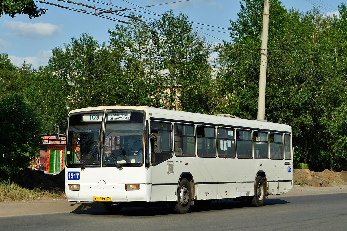 Omsk, Mercedes-Benz O345 # 1517