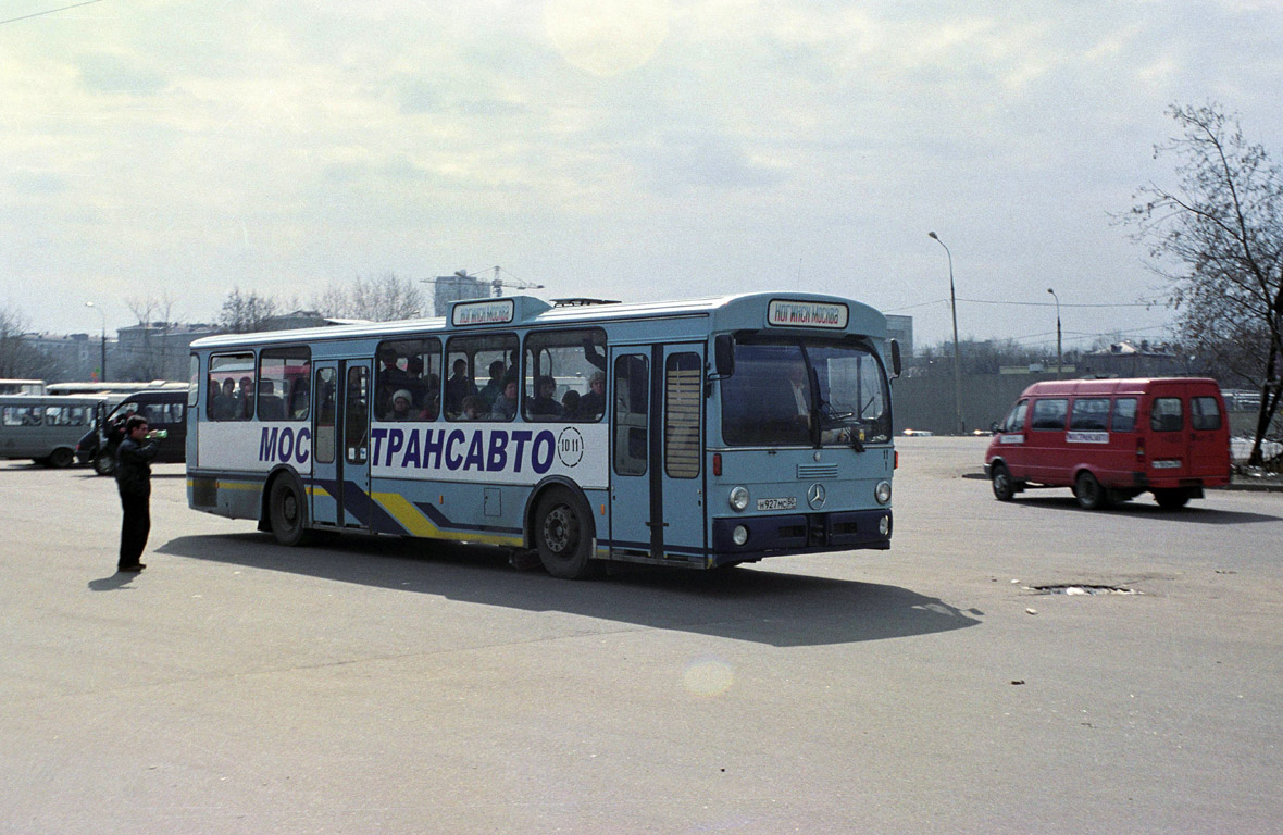 Noginsk, Mercedes-Benz O305 # 1011
