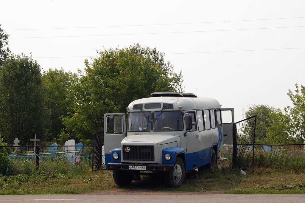 Kemerovo, KAvZ-3976 # В 984 РР 42