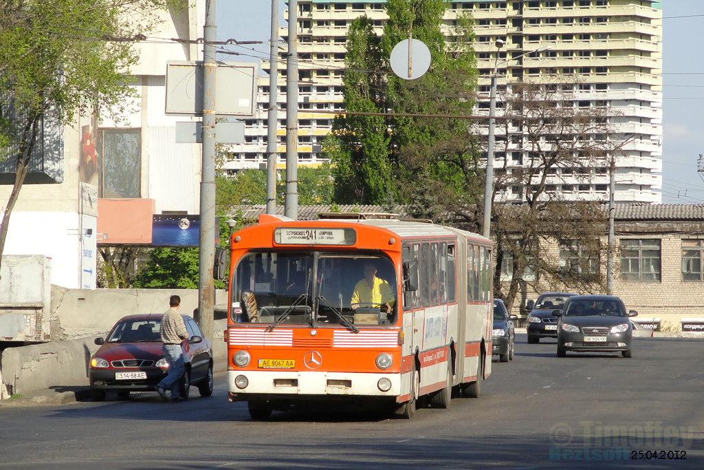 Dnipro, Mercedes-Benz O305G # АЕ 8067 АА