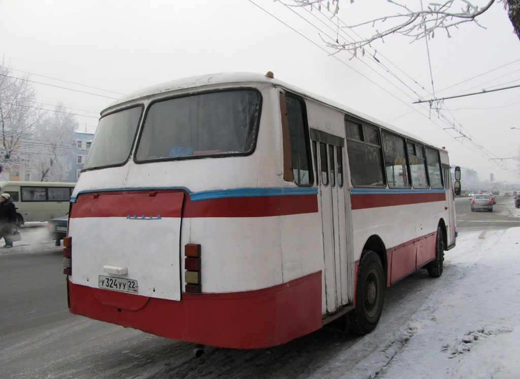 Barnaul, LAZ-695Н # У 324 УУ 22