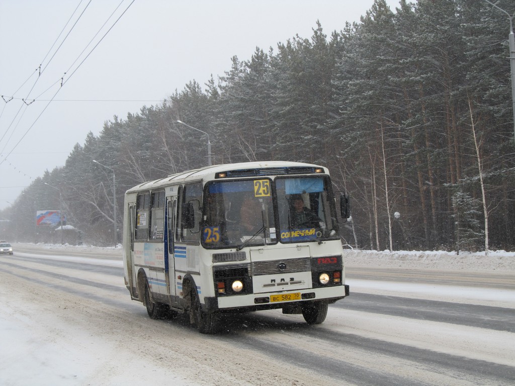 Tomsk, PAZ-3205* # ВС 582 70