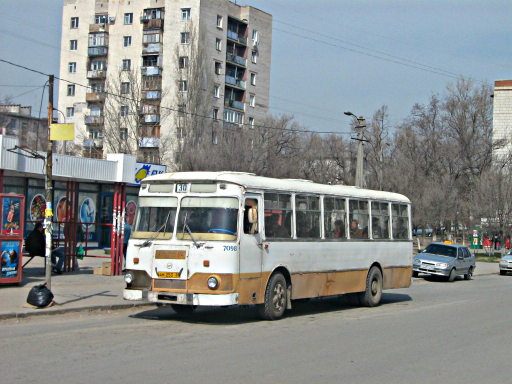 Волгоград, ЛиАЗ-677МБ № 7098