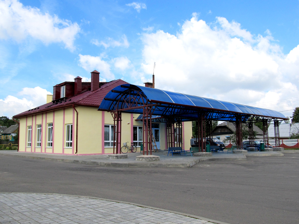 Bus terminals, bus stations, bus ticket office, bus shelters; Klichev — Miscellaneous photos
