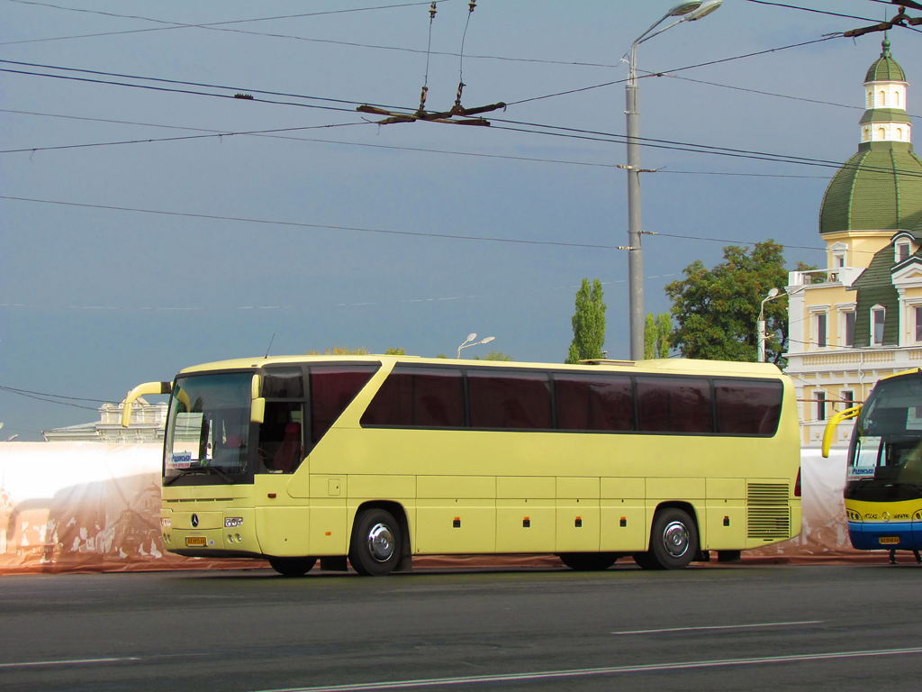Kharkiv, Mercedes-Benz O350-15RHD Tourismo I No. АХ 0975 АА