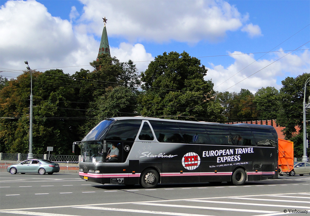 Moscow, Neoplan N516SHD Starliner # ЕВ 509 77