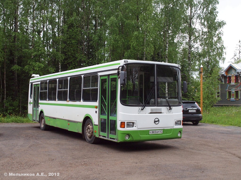 Подпорожье, ЛиАЗ-5256.45-01 № С 803 ВР 47
