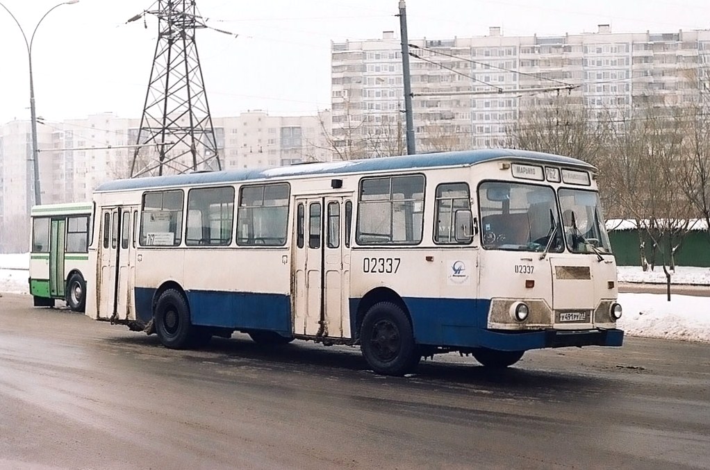 Moscow, LiAZ-677М nr. 02337