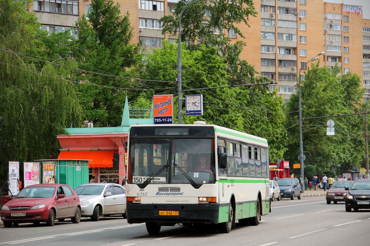 Moscú, Ikarus 415.33 # 13262