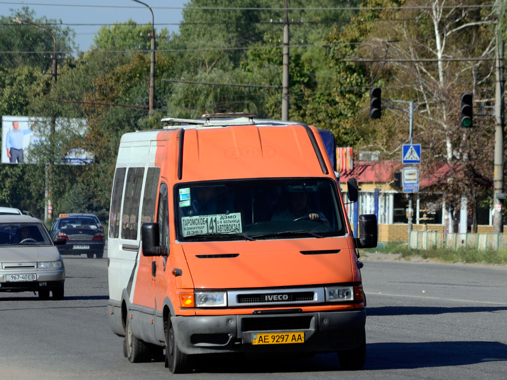 Dnipro, IVECO Daily 35S12 № АЕ 9297 АА