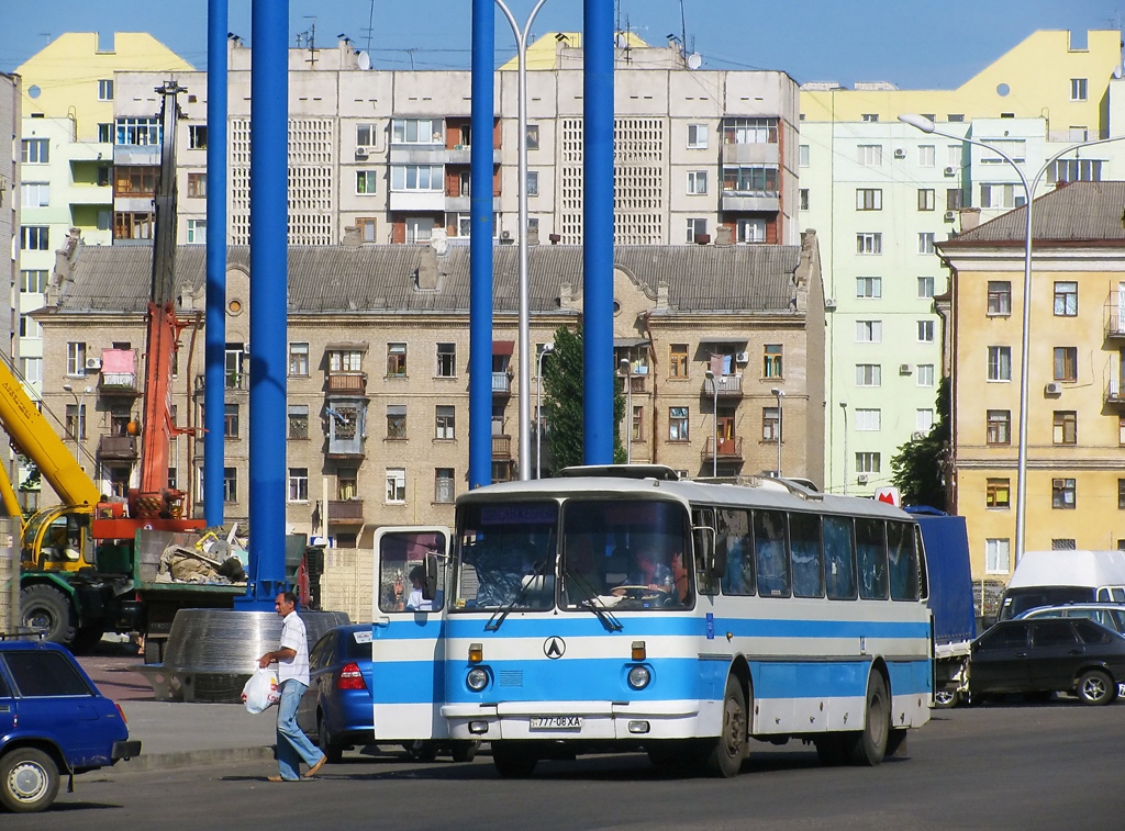 Kharkiv, LAZ-699Т # 777-08 ХА