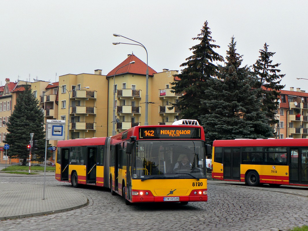 Вроцлав, Volvo 7700A № 8120